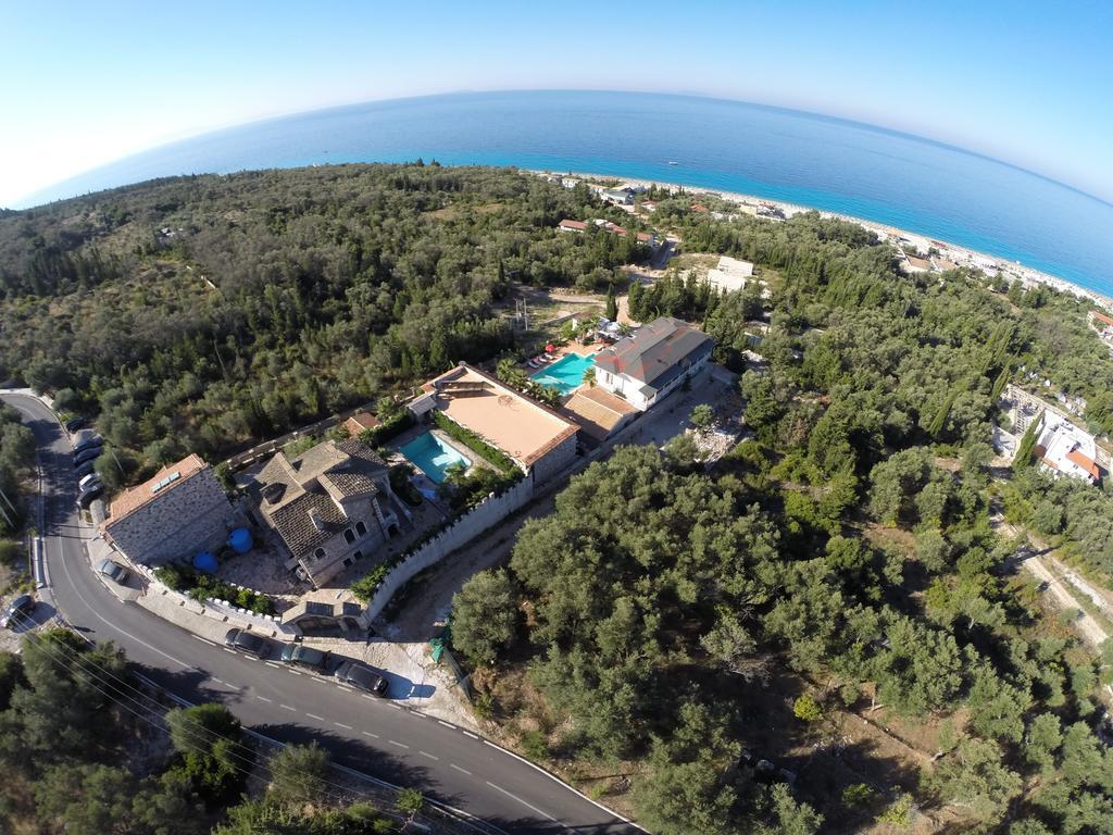 Hotel Sarajet E Pashait 1 เดอร์มี ภายนอก รูปภาพ