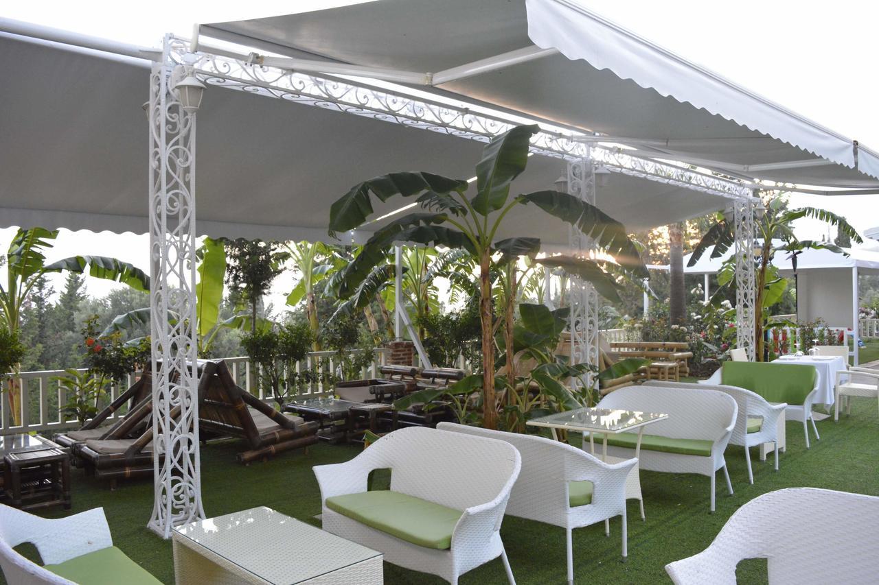 Hotel Sarajet E Pashait 1 เดอร์มี ภายนอก รูปภาพ