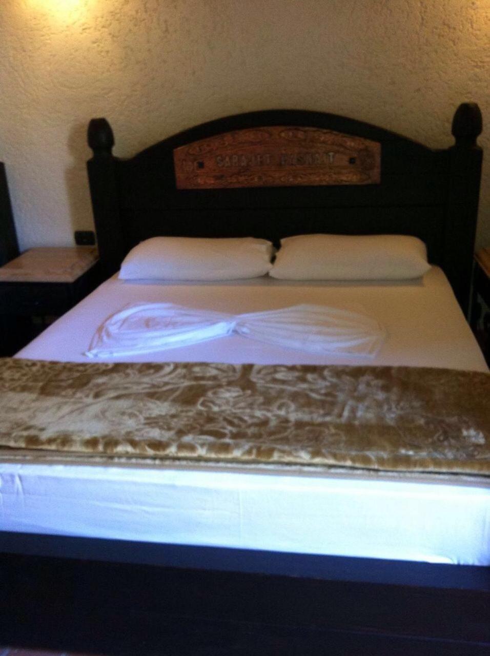 Hotel Sarajet E Pashait 1 เดอร์มี ภายนอก รูปภาพ